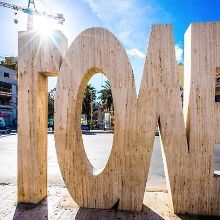 A Charming, Relaxing 2br In St Julians W/wifi By 360 Estates St. Julian's