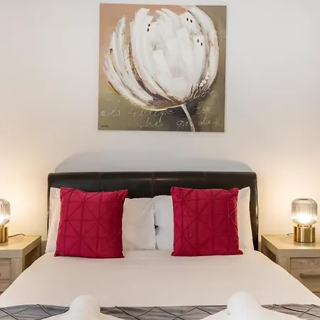 Apartament A Charming, Relaxing 2br In St Julians W/wifi By 360 Estates St. Julian's