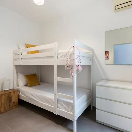 A Charming, Relaxing 2br In St Julians W/wifi By 360 Estates Apartmán